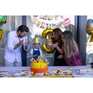 Paula Echevarría Instagram - Ayer celebramos los 3 años del personajillo que nos vuelve a todos locos!
Ojalá te vea siempre disfrutar así mi amor! Que felicidad!!!

@sergioacostaglez gracias por captar todos los momentos más bonitos de la fiesta! Eres el mejor!!! 🧡