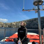Julia Beautx Instagram - Die vorletzte Länderchallenge in 8 Bildern und Videos 🐟

Slide 1: Coole Pose auf coolem Stein ✌🏼
Slide 2: Da wäre schon fast der erste Tauchgang gestartet. 
Slide 3: Joey Unterwasser.
Slide 4: Julia über Wasser. 
Slide 5: Joey am Wasserrand. 
Slide 6: Julia Unterwasser (auf dem Weg, um aus dem Wasser zu kommen)
Slide 7: Da war die Welt noch in Ordnung ✨
Slide 8: Wir beide, komplett fertig. 
#juliavsjoey #juliabeautx #joeysjungle