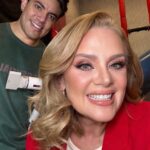 Erika Buenfil Instagram – Te quiero mi brillos. Que bien la pasamos @vicoguadarrama