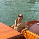 Caro Daur Instagram - Anzeige // ciao venezia 🇮🇹 had a blast at my first @labiennale wearing head-to-toe @tods #todsvenezia