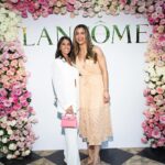 Clarissa Molina Instagram - Entre mujeres que inspiran. 💖 Anoche tuve el privilegio de compartir con Antonela Roccuzzo entre otras mujeres espectaculares en una cena exclusiva organizada por Lancôme. 

Gracias antonelaroccuzzo y Lancôme por esta velada tan hermosa. 🥰💖