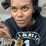 Tabitha Brown Instagram – Saturday afternoon post workout salad and a little TSA: You keep getting distracted ❤️ STAY FOCUSED! #tabithabrown #salad #recipe
