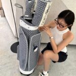 Hyomin Instagram - 지미추와 말본의 센세이션한 만남 @jimmychoo @malbongolf #JIMMYCHOO X #MALBONGOLF