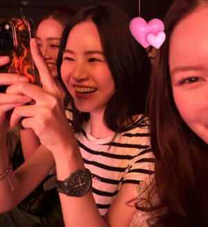 Worranit Thawornwong Instagram - มาเชียร์ทีมผู้จัด และ พี่มินยองง🐰💕
รูปสุดท้ายน้ำตาไหลพรากมาก รักเขา @rachel_mypark ❤️🫶🏻🥰

#PARKMINYOUNGinThailand
#MYBRANDNEWDAYinThailand