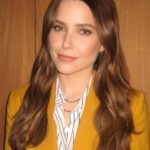 Sophia Bush Instagram - Loved being part of the @latimes Book Festival, to talk about the profound effect of #MaryOliver’s writing and #WildAndPrecious, our #AudieAward winning audio book about her work and life. Mary’s life inspired wonder, exploration, a divine relationship with the natural world, and (to me) courage. The sometimes trembling courage to treat your one wild and precious life as something your soul emphatically says yes to. And if not? To change it. I loved that last question, and I loved this whole conversation with @kerrikolen and @alyssabereznak. If you haven’t listened to the book yet, visit my #linkinbio or @pushkinpods @maryoliverofficial 🌾📚✨