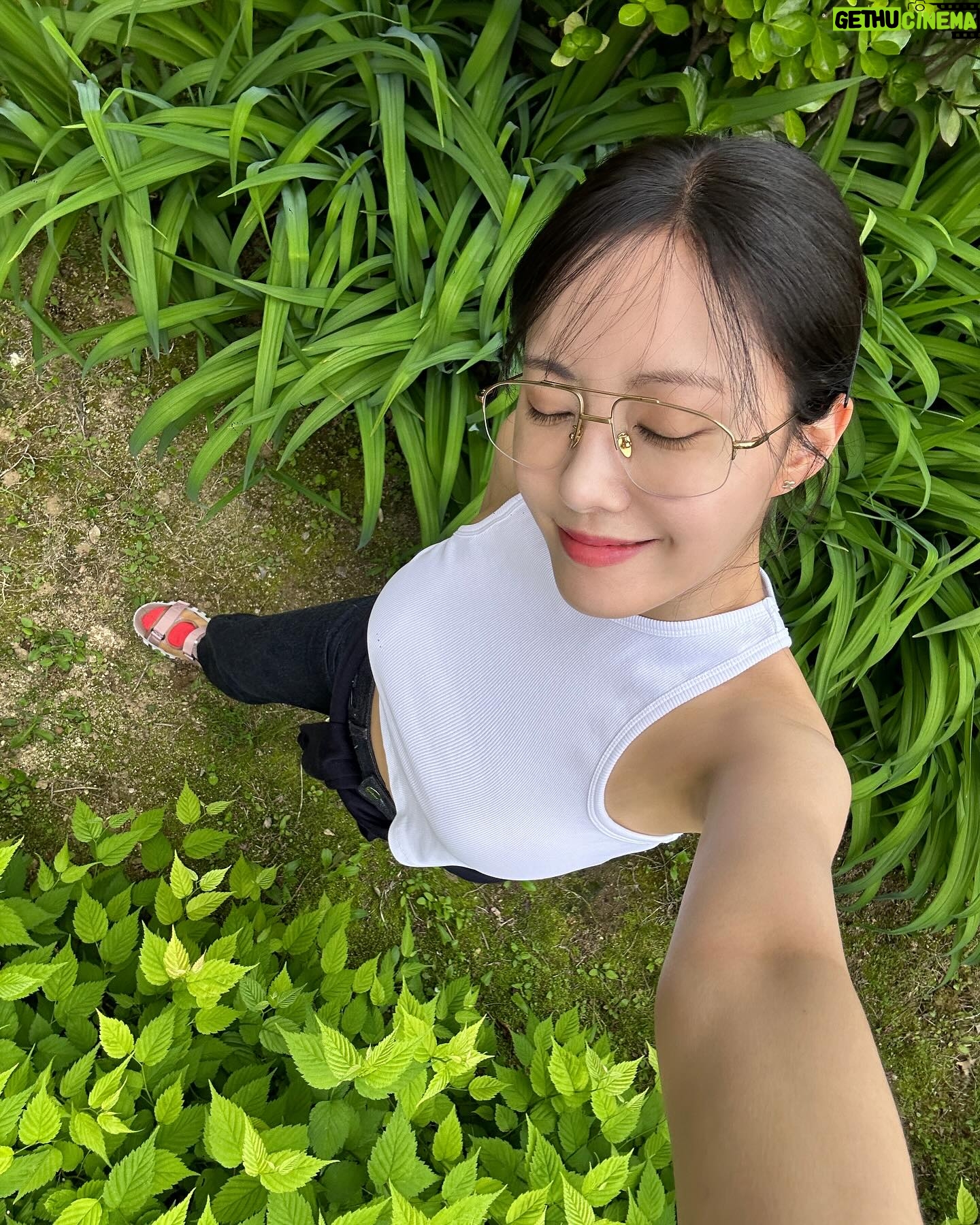 Hyomin Instagram - #광고 몽클은 왜 여름에도 포시포시
💭☁️💭☁️💭☁️💭☁️💭☁️💭ㄱㄴㄱㄴ해? ᜊ
