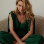 Ludwika Paleta Instagram - 💚
.
.
.
#moodoftheday #actresslife #photogram #moments #make_portraits #nikonphotography #kbocanegra