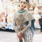 Fan Bingbing Instagram - 💛💛💛

Costume: @vanuscouture_official @sunvanus @aomnapat, coordinated by @wishgui3
Makeup: @huyiyin8 @_christopherbu_ 
Hair: @copong 
Jewels: @beautygems_official and MBUND (China)
Photography: @zhao.pt, @iponz32, @gypsyliberty, Sepmoon日记本
PR & Management: @jerseychong @mattie_ma 
Special Thanks: @tourismthailand @iamthapanee @thailandtgttxw