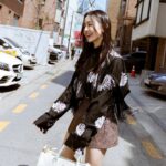 Park Ji-hu Instagram – @prada 🤍👜❔#PradaGalleria #adv #gift
