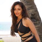 Khushali Kumar Instagram - 👀
