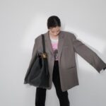 Suzu Hirose Instagram – 👜❤︎
#LVFashion
#LOUISVUITTON
thank you @louisvuitton
