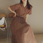 Nozomi Sasaki Instagram - .
私服🥸
この洋服は本日18時から発売です♡
着やすくて皺になりにくく、旅行の時にも便利！

@intimite_onemile