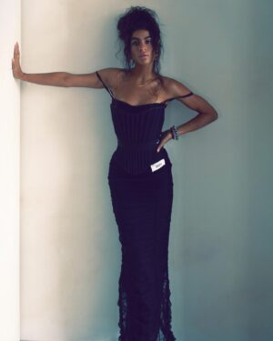 Jessie Reyez Instagram - Shut up.

@holausa 
Photo @gerardobriceno
Stylist @irmastyle
HnM @beautybyharper
Art Direction @zuritapedro