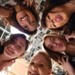 Erika Buenfil Instagram - Un gran equipo. No saben que  niñas tan bellas, compartir con ellas es increíble, las adoro  @fugitivasoficial