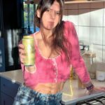 Gimena Accardi Instagram – •mi horario favorito para abrir una birra, atardecer   @andesorigen un sólo corazón• 💛🍺
