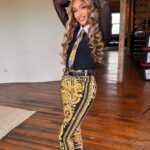 Tami Roman Instagram - 😂😂😂 the struggle was real but @tashamackmua got the pics 😂😂😂😂