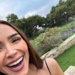 Olivia Culpo Instagram - LBD 🌸🤍