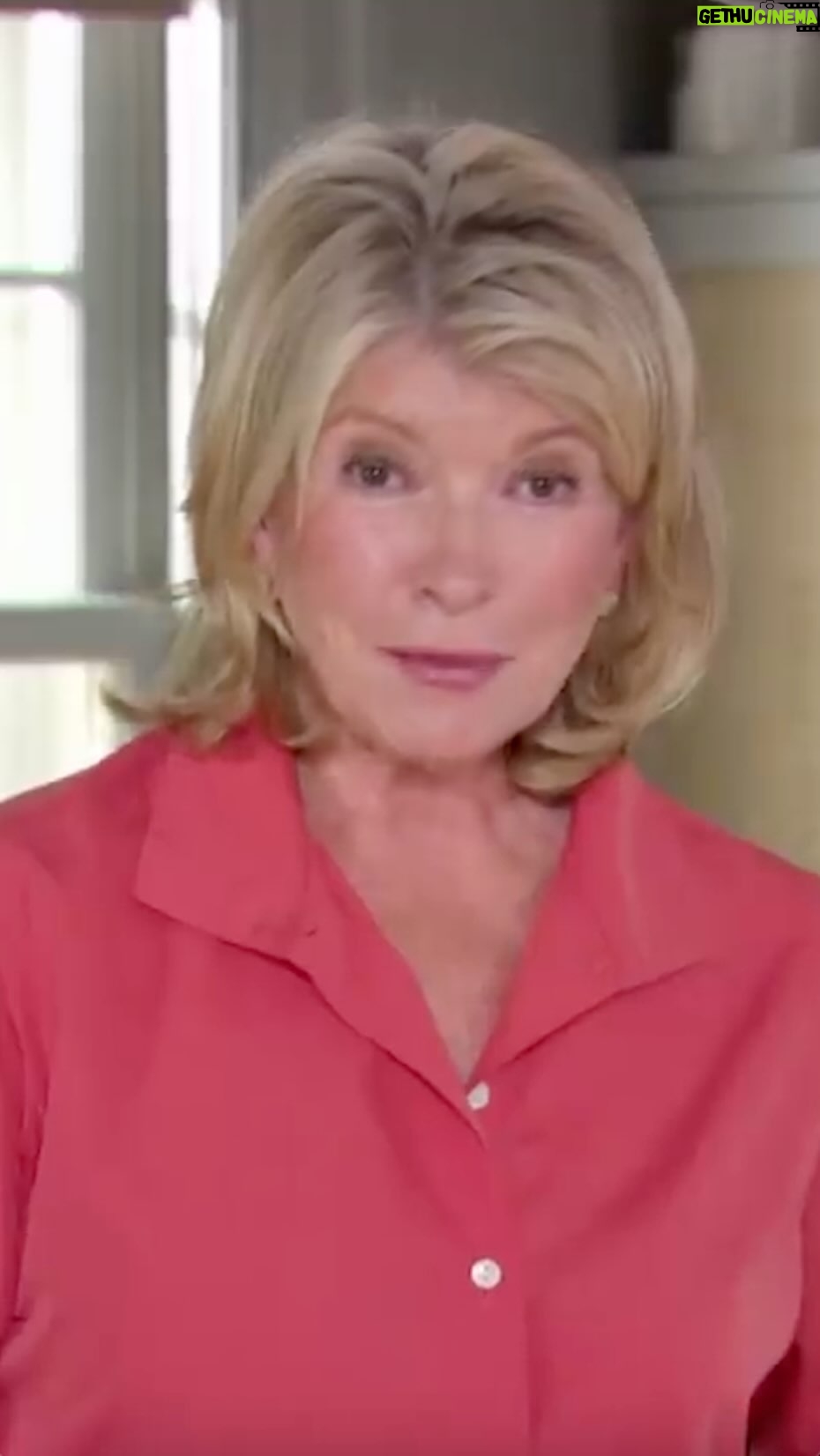 Martha Stewart - 6.9K Likes - How do you transform a basic egg batter into tall, tender, airy pockets surrounded by a burnished crust? It’s not magic, but kitchen physics, sparked by the combination of a preheated pan and a hot oven. Popovers, the American version of Yorkshire pudding, are quick and easy to make, and add a sense of fun to any meal, from a holiday brunch to a simple supper. Get the recipe for Martha’s homemade popovers at the link in our bio.