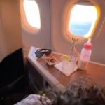 Jeannie Mai Instagram - Sooo happy to be back in #Boston shooting season 2 of the best cooking competition show everrr.. and can’t help but remember lil Coco being only 6 months old when I first brought her here on my lap. And now she gets her own seat, the expensive lil 😭🥹

Anyway where should we eat outchea in Bahhhston??
#americastestkitchenthenextgeneration #ATK @testkitchen