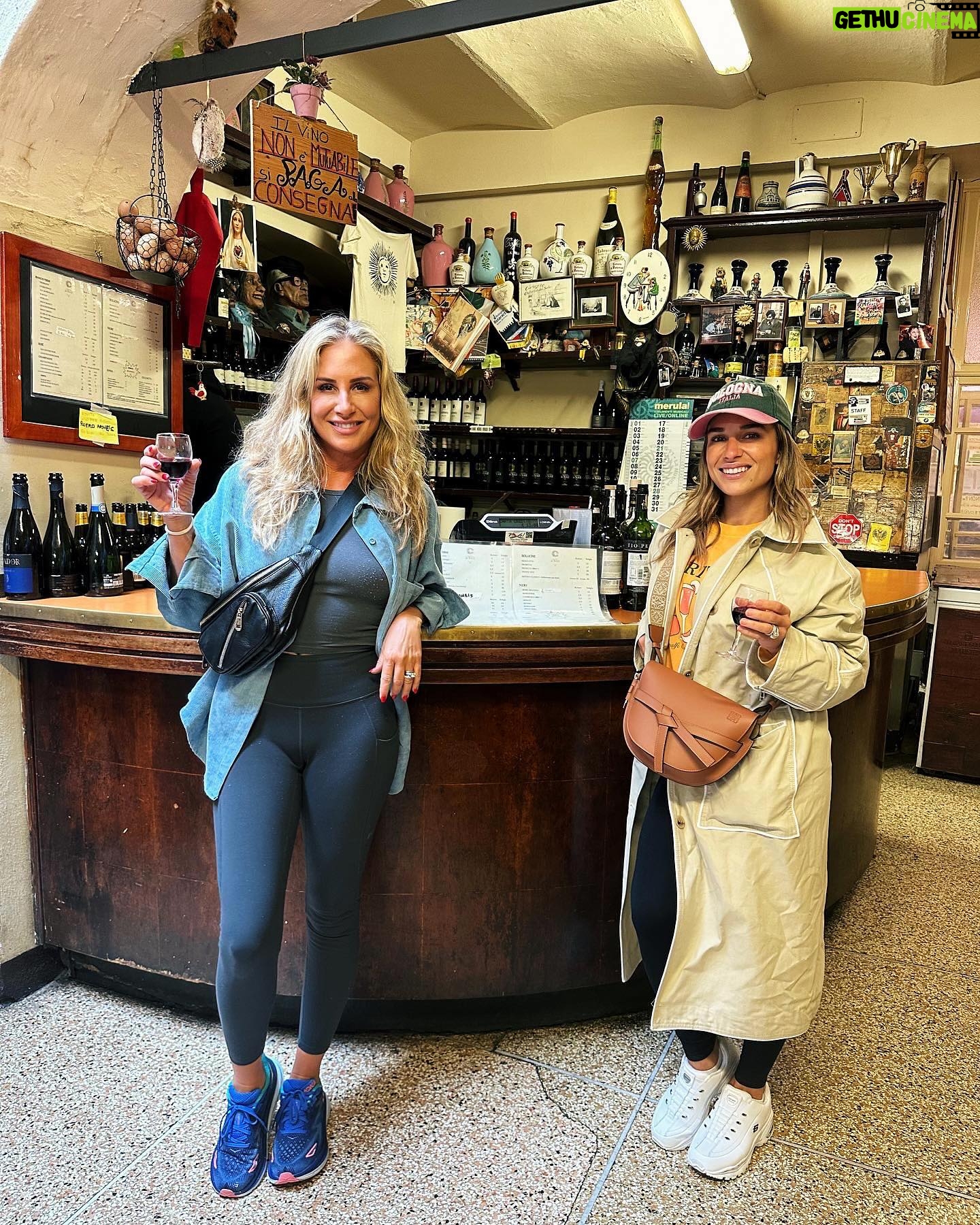 Jessie James Decker Instagram - Happy birthday to my beautiful mommy @mamakarenparker 🎉 As I started going through all the photos I decided I wanted to use all the pictures from our last trip together to Italy. A trip I will never forget! A trip we will talk about 20 years from now. It was so special just having that alone time together and laughing and cooking and sharing fabulous wine, shopping, being silly and so much more on that special adventure. Mama I love you so much, I’ve looked up to you since I was a little girl and I still do to this day. Beautiful inside and out, you light up every room ( and Italian street 🤣) you walk into. Happy happy birthday I am so glad you’re my mama ❤️❤️❤️❤️🎉🎉🎉🎉