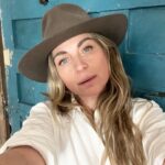 Ludwika Paleta Instagram – Qué fin de semana tan delicioso. Pueblear, comer rico, beber vino, reír, disfrutar la naturaleza, ….. #favoritethings #sinfiltro 🍃🇪🇸