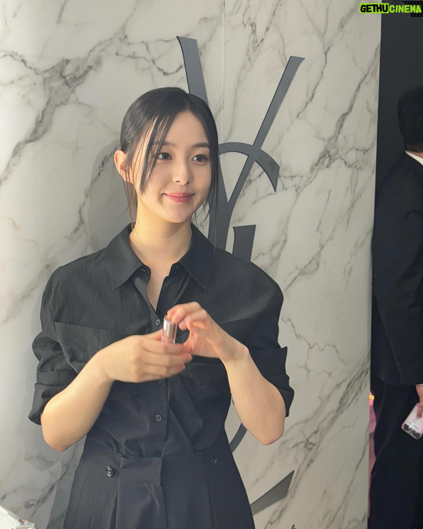 Park Ji-hu Instagram - #κ΄κ³ @yslbeauty ~ 5/1 πππ
#μ
μλ‘λλ·°ν° #λ¬λΈμ€μΈν©ν 리 #λ¬λΈμ€μΈμΊλκΈλ‘μ°