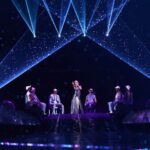 Jolin Tsai Instagram – 雨中即時生效的浪漫約會
#溫州四月雨
#uglybeauty2024finale溫州站 
#人間美人魚