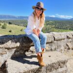 Ludwika Paleta Instagram – Qué fin de semana tan delicioso. Pueblear, comer rico, beber vino, reír, disfrutar la naturaleza, ….. #favoritethings #sinfiltro 🍃🇪🇸