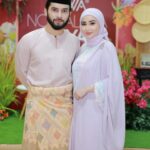 Wawa Zainal Instagram – Jarang jarang pakai pink sebab since remaja tak confident pakai color ni tapi surprisingly ramai kata cantek😜hahaha tq everyone for coming #rumahterbukawawa 

Ramai yang dok puji makanan sedap2 so wawa share terus ek catering by @hidangkl 😋