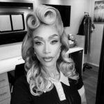 Tami Roman Instagram - “Denise” is back 💛 Time to get ready for #TheMsPatShow Season 4!!! COMING MAY 23rd 🙌🏽🙌🏽🙌🏽 #NobodyDoesColorLikeDenise #Period
Squad: @christelsie @thehairfetish @tashamackmua