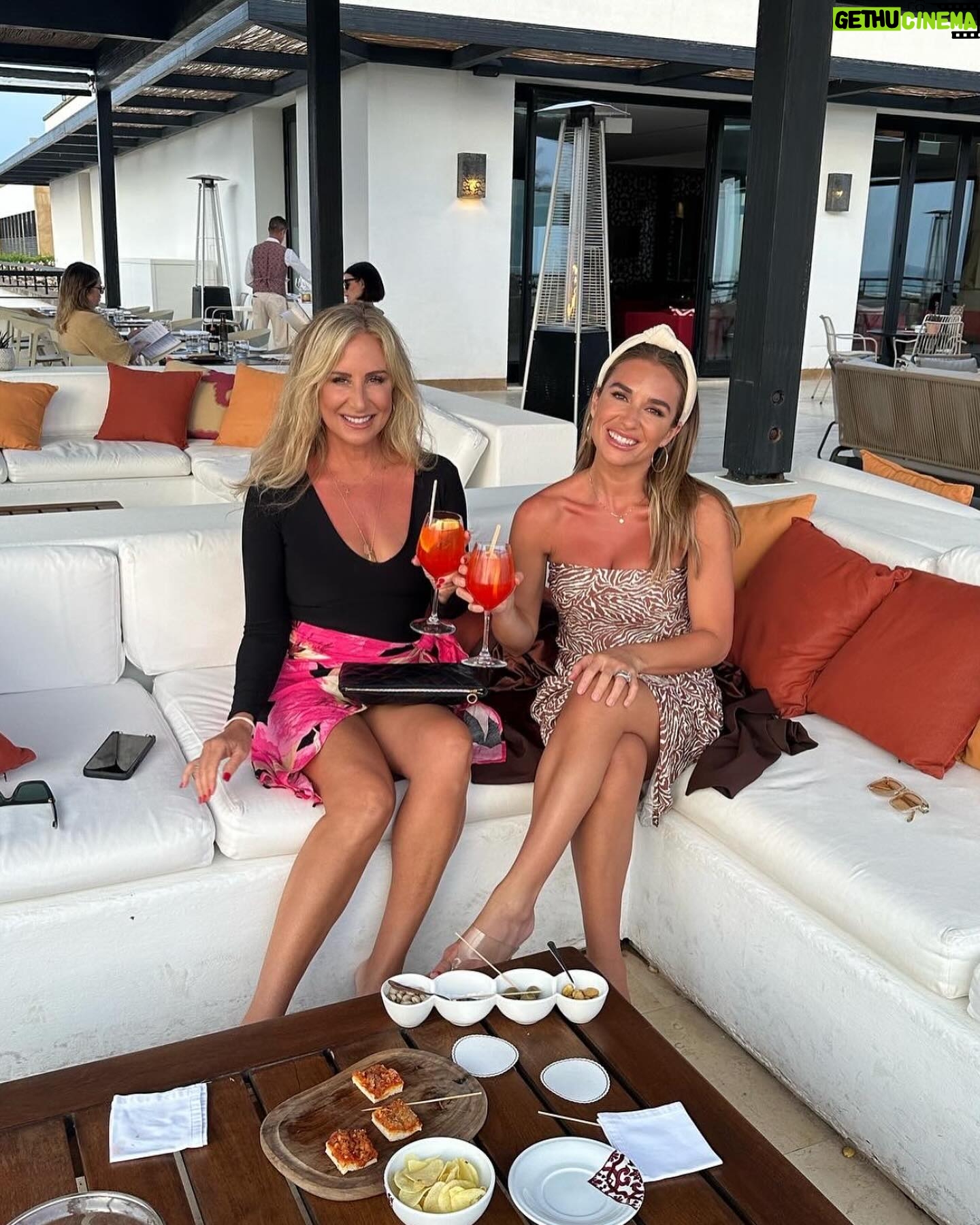 Jessie James Decker Instagram - Happy birthday to my beautiful mommy @mamakarenparker 🎉 As I started going through all the photos I decided I wanted to use all the pictures from our last trip together to Italy. A trip I will never forget! A trip we will talk about 20 years from now. It was so special just having that alone time together and laughing and cooking and sharing fabulous wine, shopping, being silly and so much more on that special adventure. Mama I love you so much, I’ve looked up to you since I was a little girl and I still do to this day. Beautiful inside and out, you light up every room ( and Italian street 🤣) you walk into. Happy happy birthday I am so glad you’re my mama ❤️❤️❤️❤️🎉🎉🎉🎉