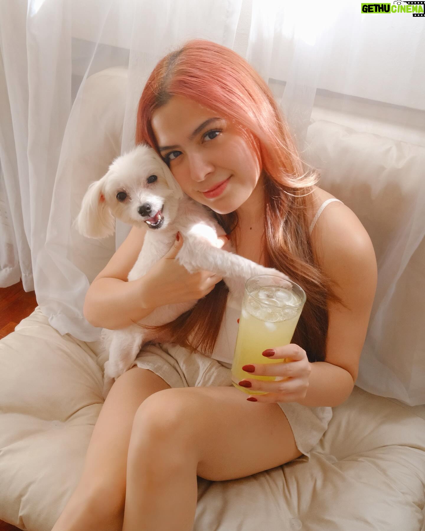 Alexa Ilacad Instagram - Does the summer heat get you down? Me too! 🥵 That’s why I’m obsessed with Luxe Slim’s Cucumber & Dalandan Beauty Juice! 🍹 It’s my go-to for a delicious and healthy way to stay cool this summer. It’s packed with flavor and electrolytes, and it keeps me feeling energized all day. Plus it has vitamins that help my skin glow even with all the sunshine! ✨ What are you waiting for? Grab yours now! 💚
Don’t forget to avail of a 10% off all Luxe Slim products this coming Payday sale from April 29-30! Available at luxebeautywellness.com, Shopee, Lazada, and TikTok shop.