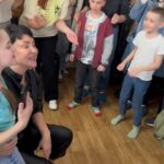 Lolita Milyavskaya Instagram - Более 17 лет Международная Благотворительная Общественная Организация «Справедливая помощь Доктора Лизы», основанная Елизаветой Глинкой (доктором Лизой), оказывает помощь бездомным, паллиативным пациентам, людям, оказавшимся в трудной жизненной ситуации, тяжелобольным и раненым детям, оказавшимся в зоне боевых действий и гуманитарных катастроф.⁣⁣⠀
⁣⁣⠀
Вдруг у Вас будет желание присоединиться к организации. Не всегда это деньги. Это могут быть интересные экскурсии и мастер-классы для детей. Атмосфера в этой Команде совершенно космически Добрая!⁣⁣⠀
⁣⁣⠀
Помочь детям можно на сайте: spravedliza.ru/help/?goal=1191