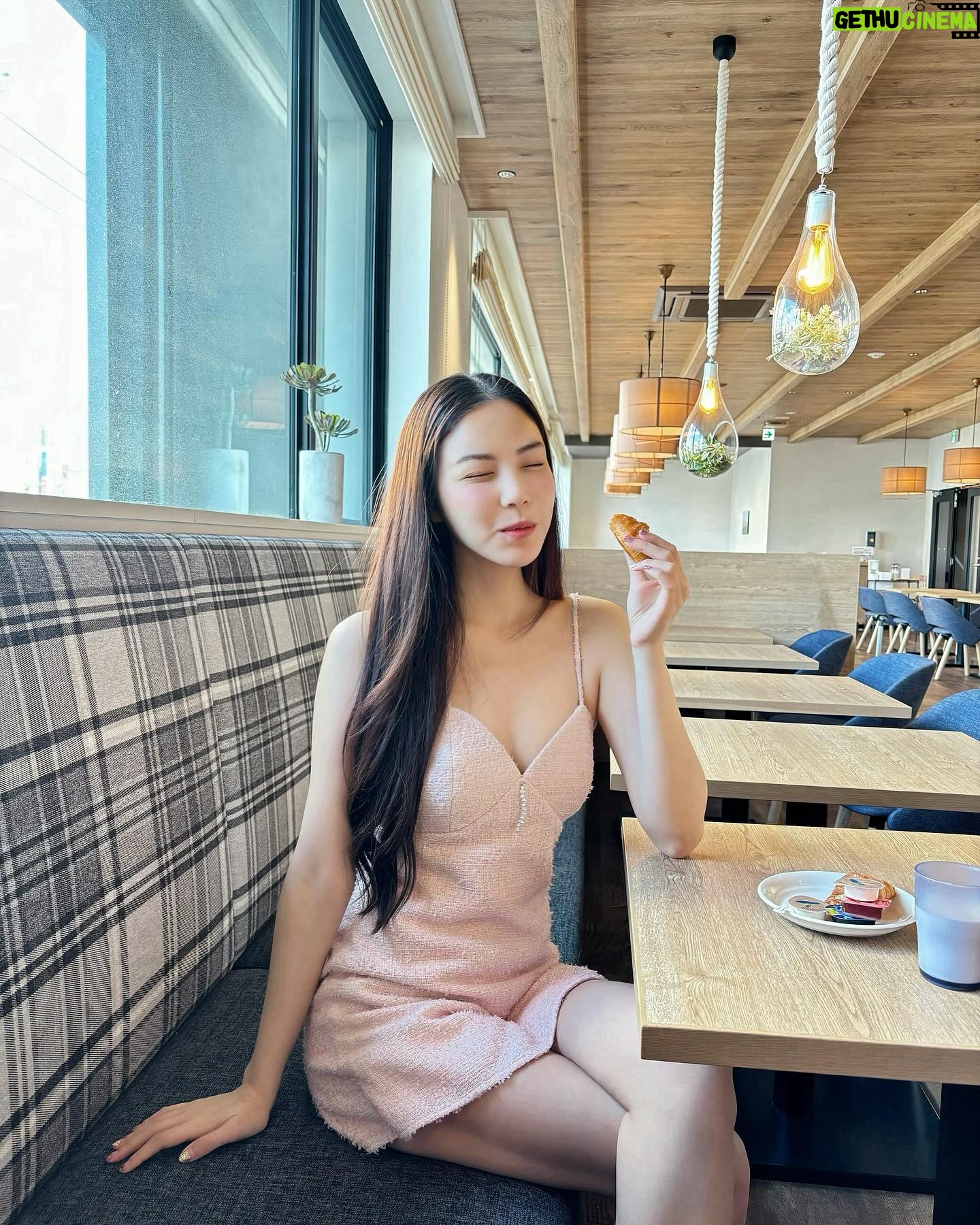 Worranit Thawornwong Instagram - 😝💕