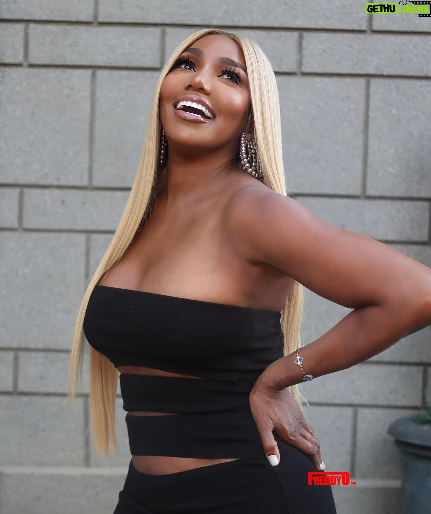 NeNe Leakes Instagram - Swipe: Energy
Dress: @zara
Shoes: @jessicarichofficial
Makeup: @2gifted.hands
Hair: @dynamiclush