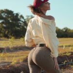 Rachel Cook Instagram – Happy earth day, Earth! Here’s to regeneration babyyy! Because without you 🌎, there’s no me. But without me, there’s still you. 😂 Get ready for farm girl mode! 😜 #earthday#regeneration#syntropy#syntropic#agroforestry#regerative#savesoil