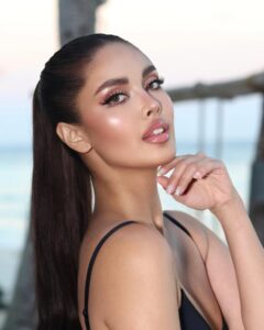 Meganne Young Instagram - 🌸 @meganbata 🌸
For hosting mutya ng tagbilaran bohol 

Makeup by @marbentalanay 
Hairstyle by @hairbymarkibarrola 

#makeupbymarben