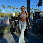Coco Jones Instagram – In the desert looking like dessert 🦋
Shoutout my Capricorn sista @reneerapp for having me at Coachella😭