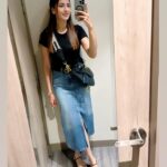 Bidya Sinha Saha Mim Instagram - My all time favourite , Mirror Selfie!

(latest iphone from @pochondoshop )