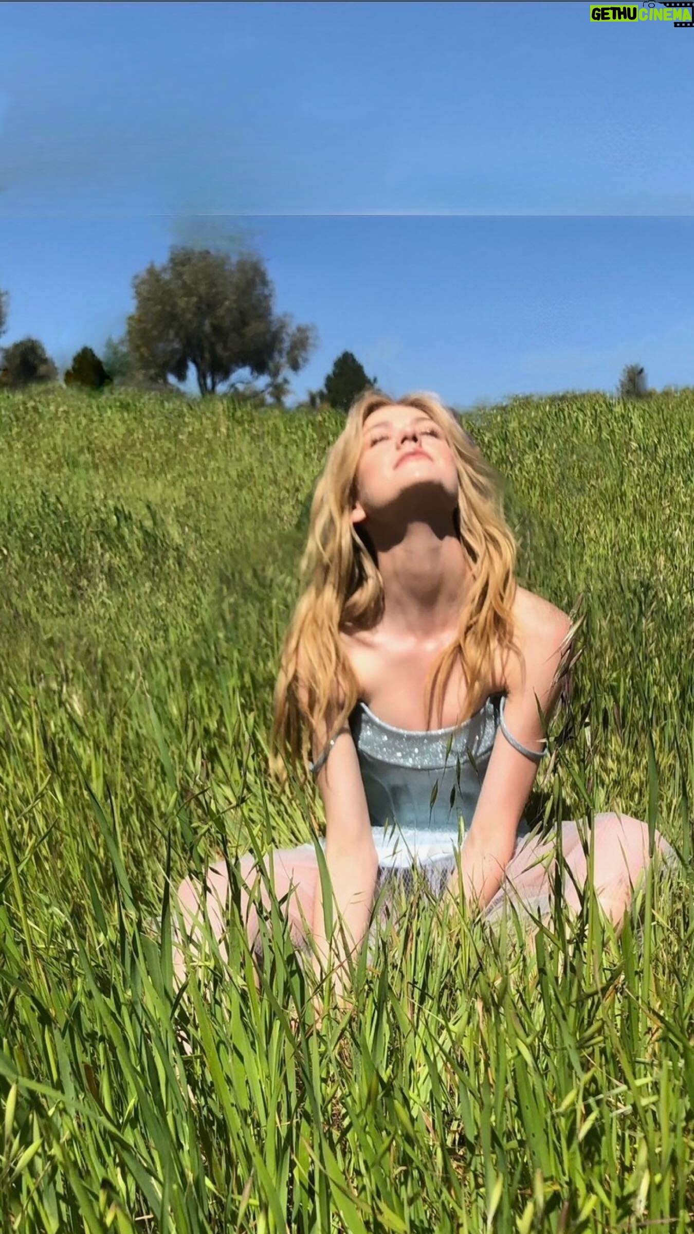 Katherine McNamara Instagram - “To me, it underscores our responsibility to deal more kindly and compassionately with one another and to preserve and cherish that pale blue dot, the only home we’ve ever known” - Carl Sagan 🌍🩵 Happy #EarthDay!