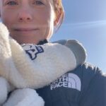Bonnie Wright Instagram - Wind in our hair, sun in our eyes, skin touching skin. Feeling ever so lucky to be at home on our beautiful planet. Happy Earth Day! May you find and feel nature on your finger tips today 🌎✨
