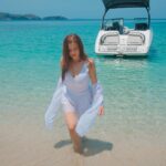 Alexa Ilacad Instagram – Girls just wanna have SUN!! ☀️ 🌊🐚🌸
@picosandshotel.official