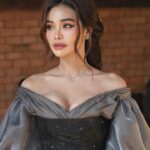 Engfa Waraha Instagram - มาแล้ว เพลงขึ้นใจ ไปฟังกันเร็ว นางเอกสวยมาก @fa_engfa8 

💄 @topfee_make_up 
💇🏼‍♀️ @plugpro_hair89 

💄💄#bride #makeup #topfeemakeup #makeover #makeupthailand  #hairstyles #makeupartistthailand #even #eyebrow #makeupbert #mymakeup.#makeupbyme  #chanel #ไม่สวยไม่วางแปรง #แต่งหน้าเจ้าสาว  #ช่างแต่งหน้านางงาม  #ช่างแต่งหน้านอกสถานที่ #ช่างแต่งหน้ากรุงเทพ #ช่างแต่งหน้ารับปริญญา. #แต่งหน้ารับปริญญา #ช่างแต่งหน้าดารา #ช่างแต่งหน้าเจ้าสาว #ช่างแต่งหน้าทำผมเจ้าสาว #ช่างแต่งหน้าเจ้าสาวมืออาชีพ #ช่างทำผมเจ้าสาว #ช่างทำผมกรุงเทพ #ช่างผมเจ้าสาว #ช่างผมมืออาชีพ