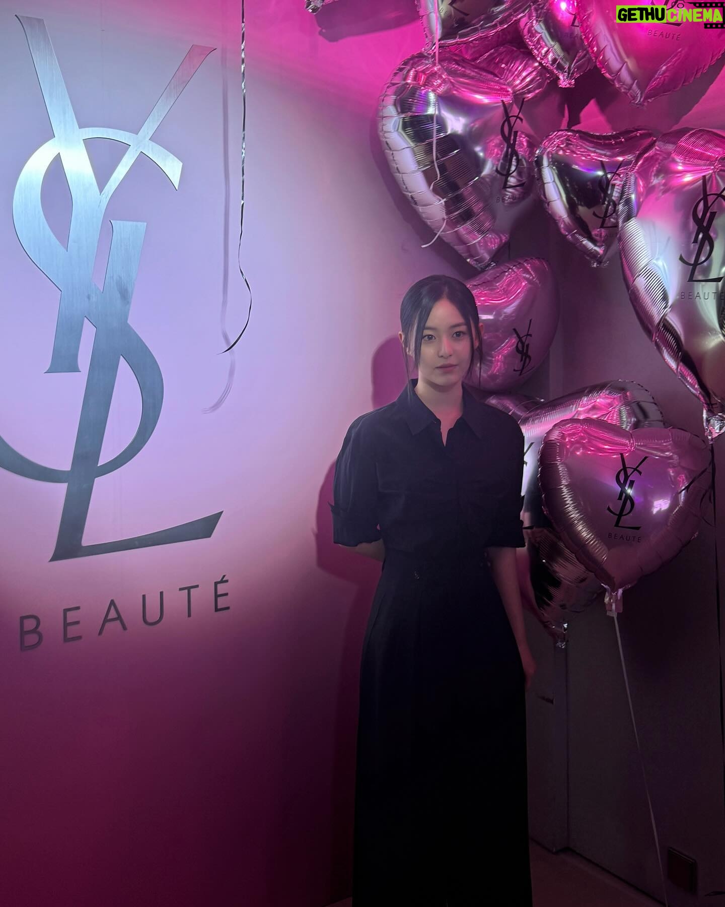 Park Ji-hu Instagram - #κ΄κ³ @yslbeauty ~ 5/1 πππ
#μ
μλ‘λλ·°ν° #λ¬λΈμ€μΈν©ν 리 #λ¬λΈμ€μΈμΊλκΈλ‘μ°