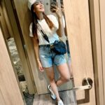 Bidya Sinha Saha Mim Instagram - My all time favourite , Mirror Selfie!

(latest iphone from @pochondoshop )