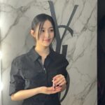 Park Ji-hu Instagram - #광고 @yslbeauty ~ 5/1 💝💋💄
#입생로랑뷰티 #러브샤인팩토리 #러브샤인캔디글로우