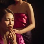 Engfa Waraha Instagram - “เมื่อโสเภณีถูกตรีตราให้ต่ำยิ่งกว่าทาส
พวกเธอจึงมิอาจได้รับสิทธิ์ความเป็นคน”

พบกับการต่อสู้เพื่อความฝันของ “3 คณิกา” ที่ต้องการปลดแอกจากการเป็นโสเภณี พวกเธอจะกอบกู้ศักดิ์ศรีความเป็นคนสำเร็จหรือไม่?!

ครั้งแรกกับบทบาทสุดเย้ายวนของ อิงฟ้า วราหะ, ก้อย อรัชพร, ชาร์เลท วาศิตา และนักแสดงฝีมือเทพ อ้อม พิยดา, นก ฉัตรชัย พร้อมด้วยนักแสดงชื่อดังอีกคับคั่ง ผลงานกำกับโดย สันต์ ศรีแก้วหล่อ

#บางกอกคณิกา เริ่มตอนแรก วันพุธที่ 8 พฤษภาคมนี้
ทุกวันพุธ – พฤหัสบดี เวลา 20:30 น.
8 ตอนเท่านั้น! ห้ามพลาด!

ดูพร้อมกัน
📺 ทางช่องวัน 31 เวอร์ชัน TV
📲 ทางแอป oneD เวอร์ชัน UNCUT

#oneDoriginal #oneD #ช่องวัน31