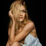 Katherine McNamara Instagram - I’m here, and I’m here. 🩵🦋