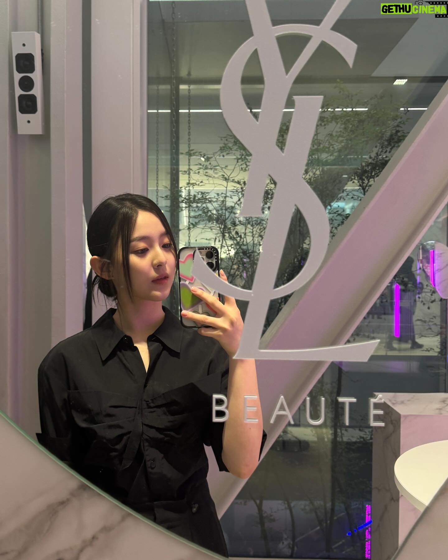 Park Ji-hu Instagram - #κ΄κ³ @yslbeauty ~ 5/1 πππ
#μ
μλ‘λλ·°ν° #λ¬λΈμ€μΈν©ν 리 #λ¬λΈμ€μΈμΊλκΈλ‘μ°