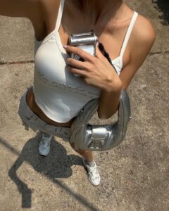 Keerati Mahapreukpong Instagram - 🩶🤍. @tia.brand 〰️
